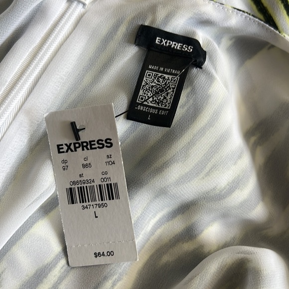 NWT Express Printed Twist Neck Cutout Long Sleeve Open Back Top - Picture 4 of 4